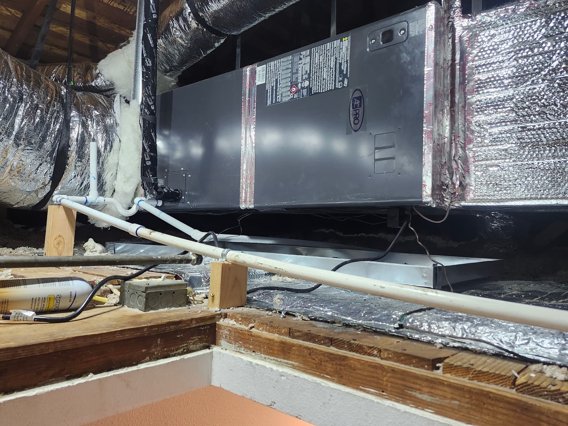 Gallery photos for 30-Year-Old AC System Replaced With AC Pro Z-Series Heat Pump: Image #6