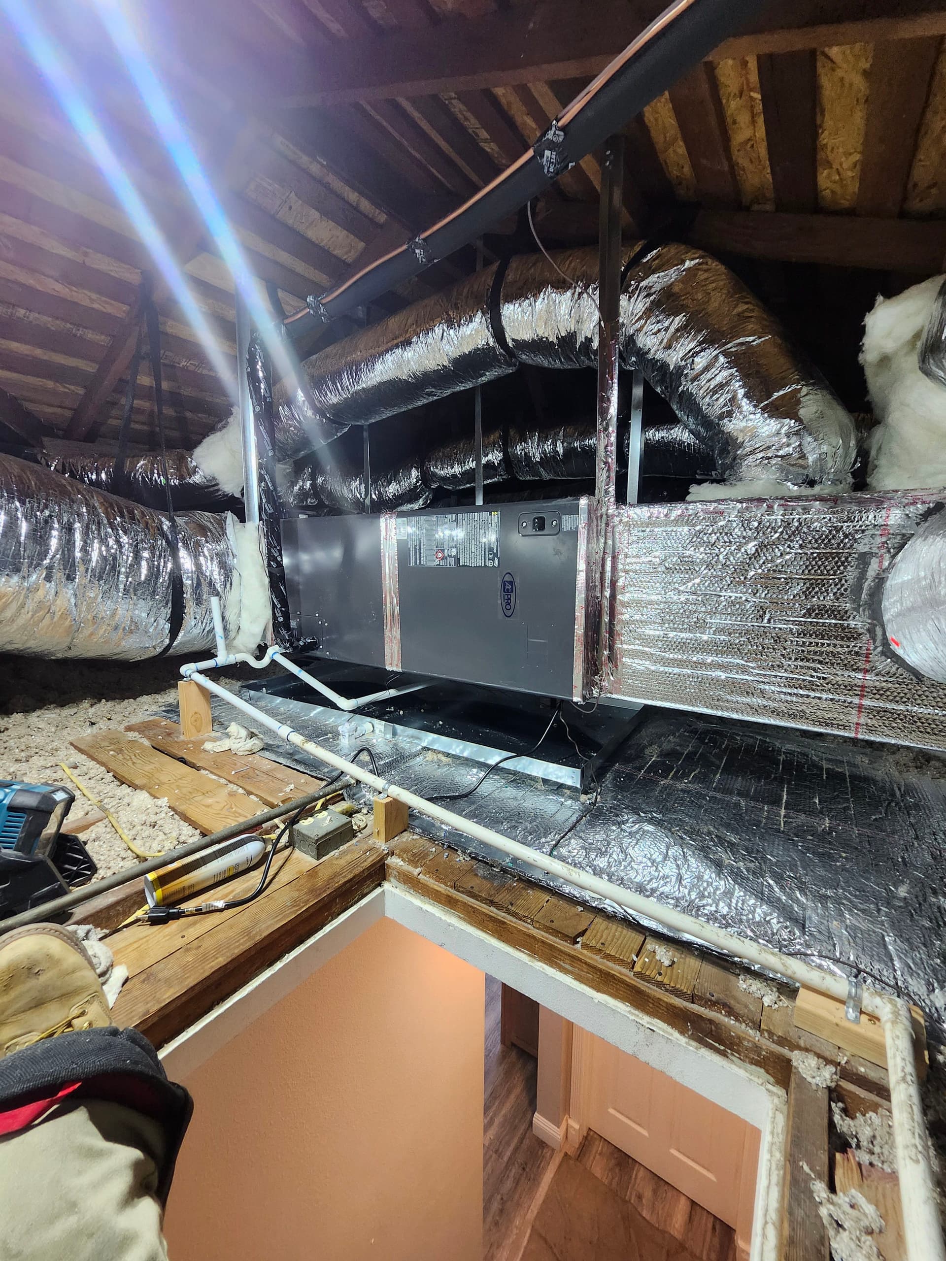 Gallery photos for 30-Year-Old AC System Replaced With AC Pro Z-Series Heat Pump: Image #5