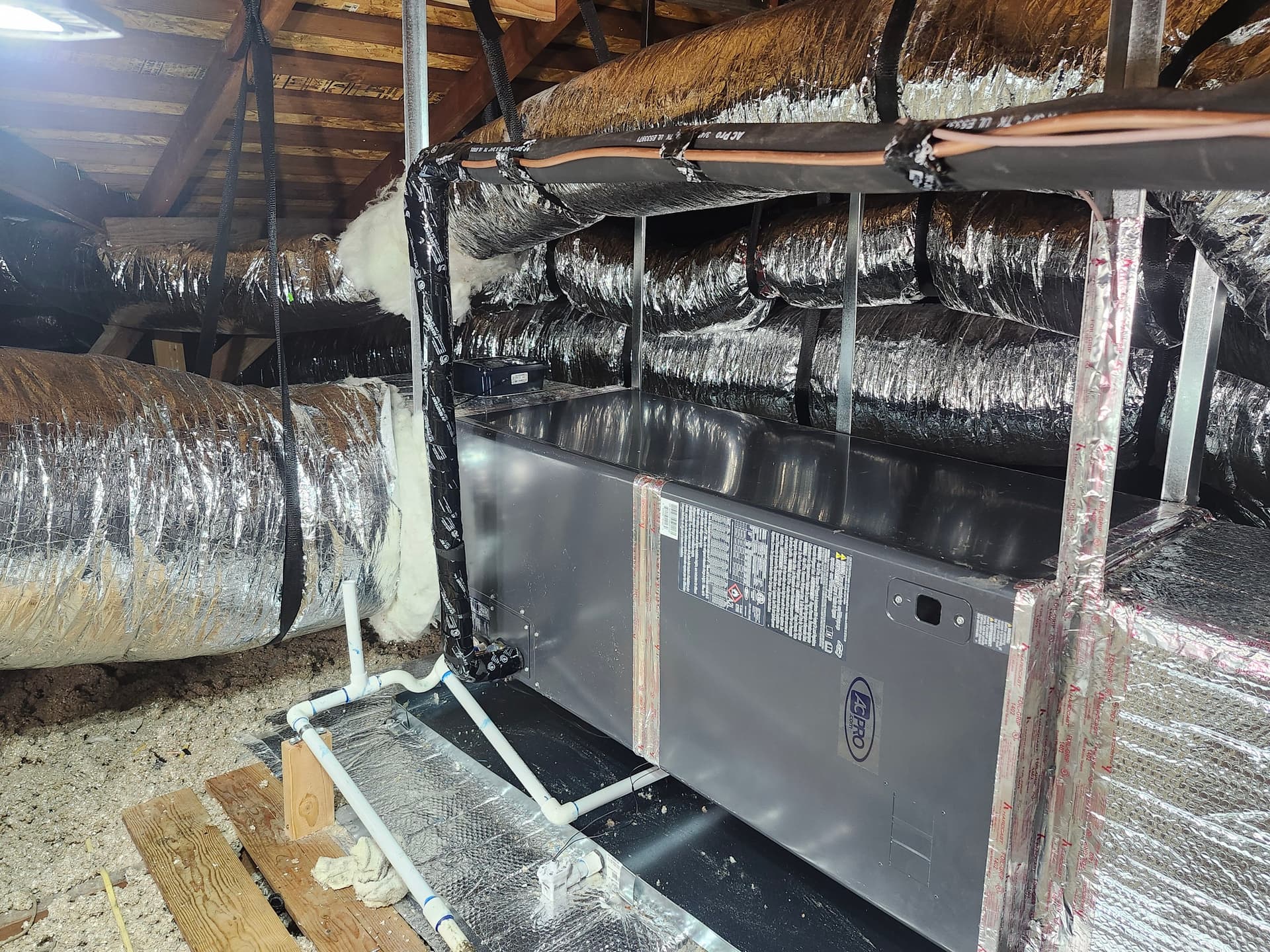 Gallery photos for 30-Year-Old AC System Replaced With AC Pro Z-Series Heat Pump: Image #7