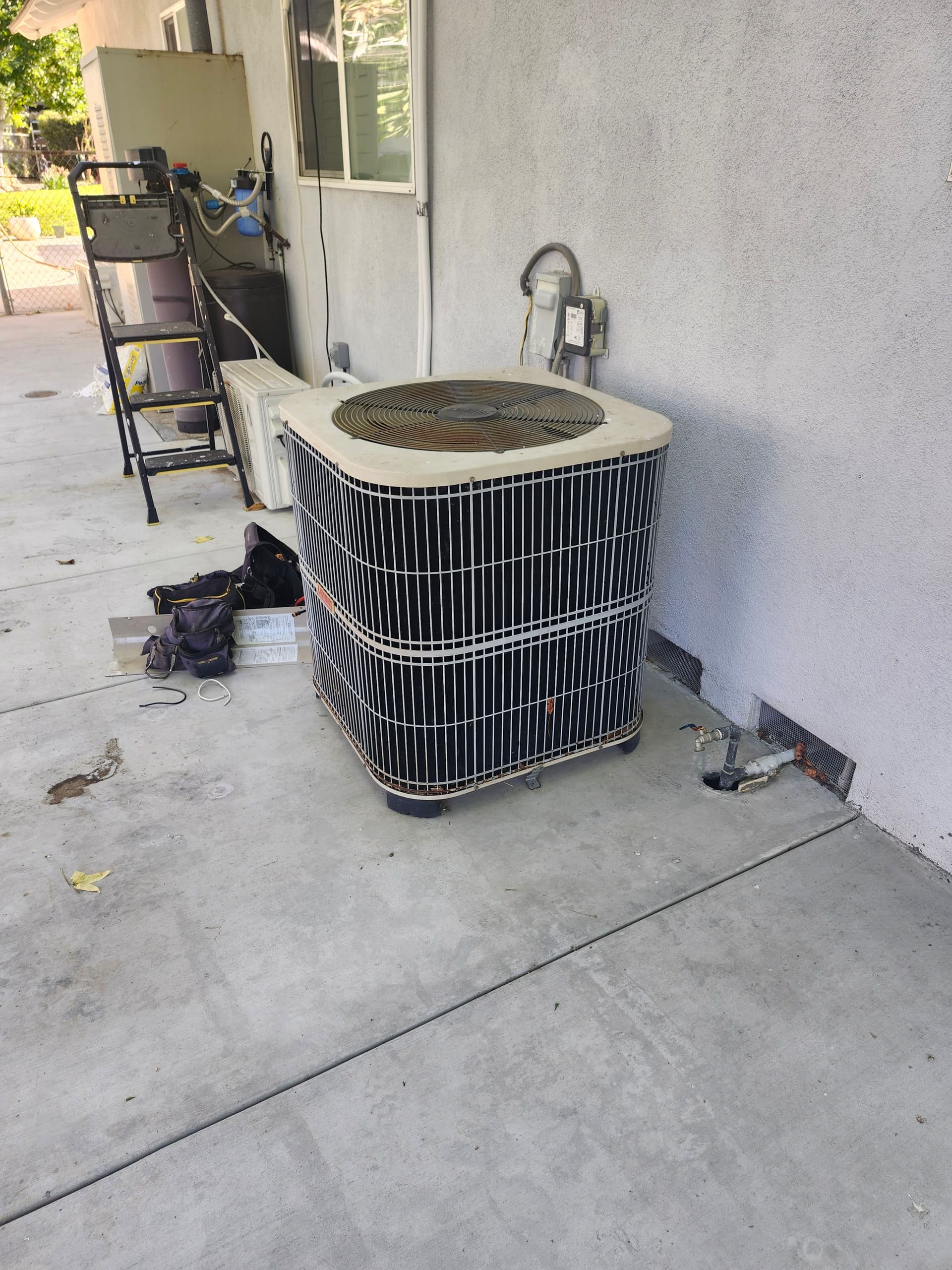 30-Year-Old AC System Replaced With AC Pro Z-Series Heat Pump image